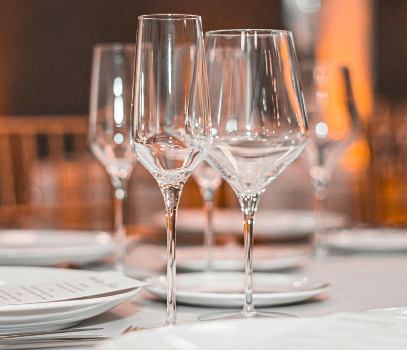 ¿Por qué hay tantas copas de vino diferentes?